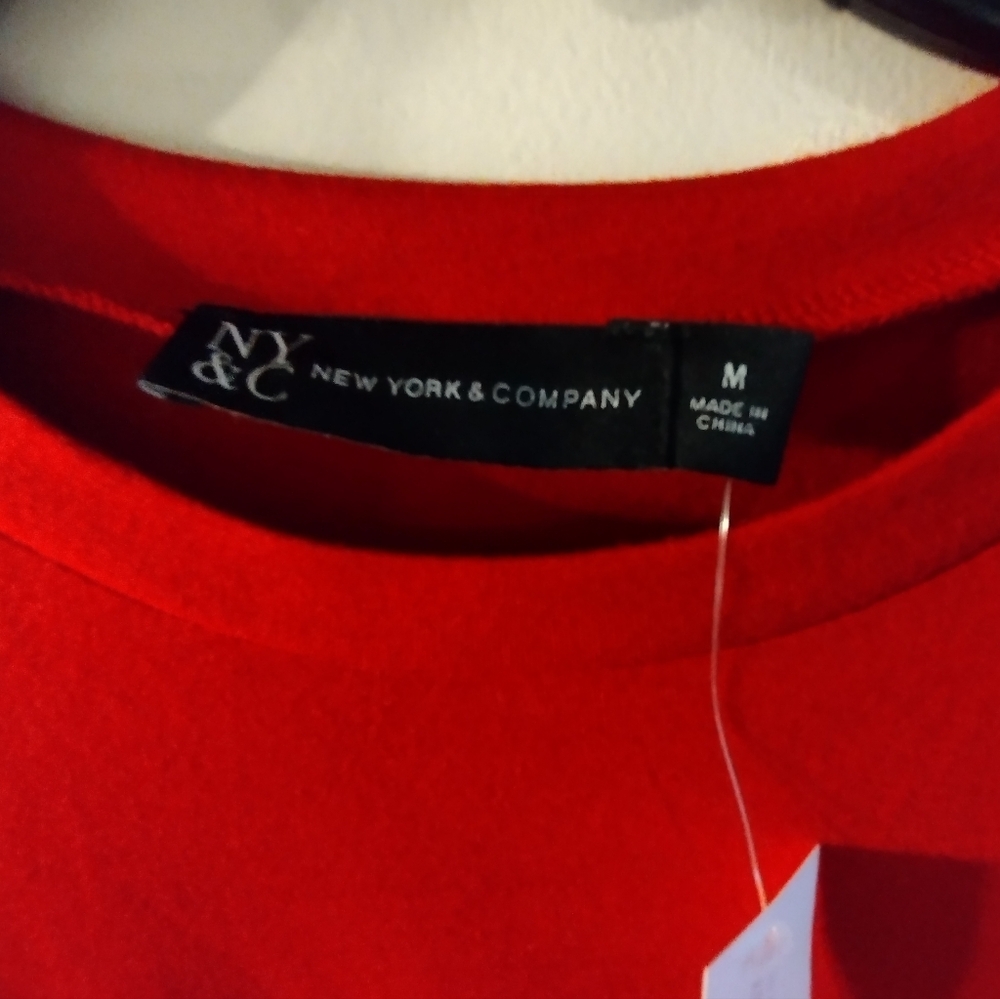 NWT Red Pull Over Short Sleeve Soft Top Shirt with Sequin Sleeves Medium - Picture 5 of 5